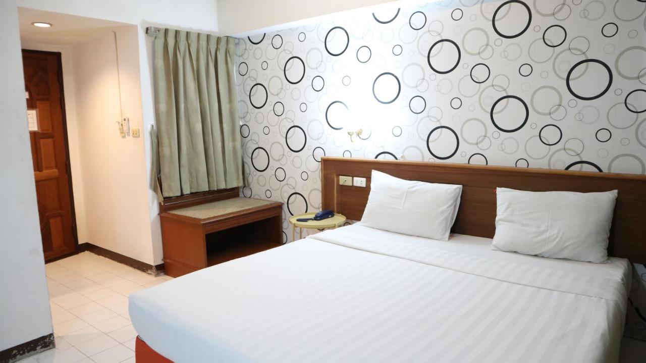 Отель Patong Triple P Экстерьер фото