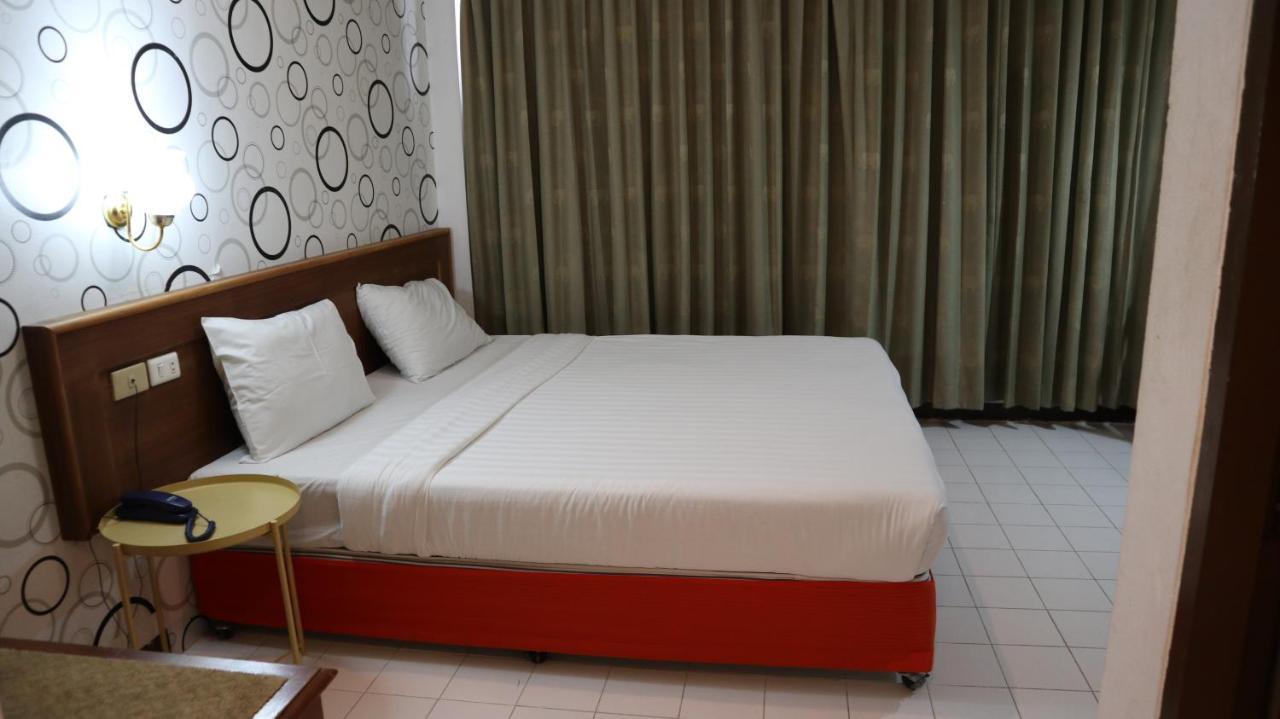 Отель Patong Triple P Экстерьер фото